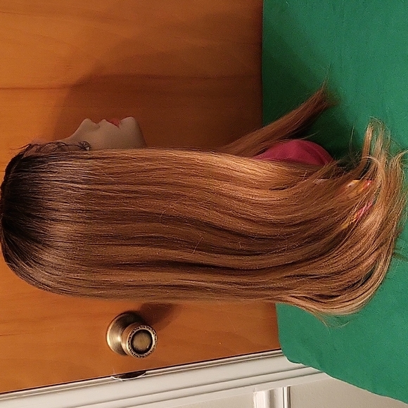 Long Lace Front Wig - Picture 4 of 4